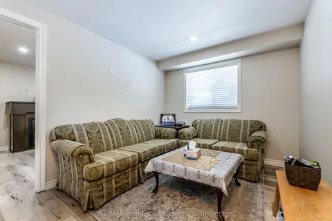 78 Laughland Lane, Guelph, ON N1C 0C6