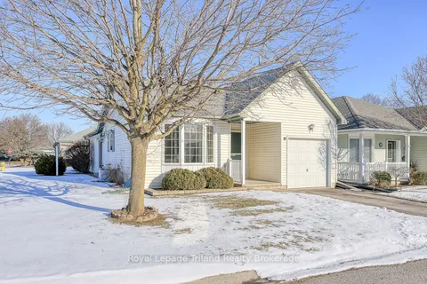 10 Armstrong Drive, Tillsonburg, ON N4G 5T3