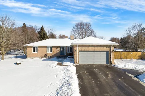 17 Stoneridge Rd, Hamilton Township, ON K9A 4J9