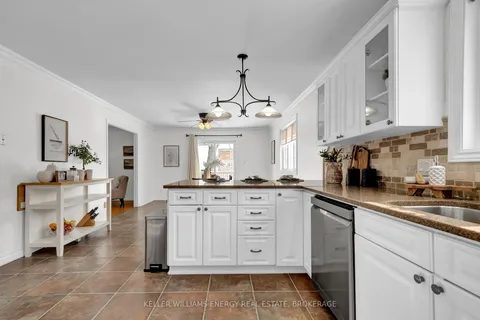 17 Stoneridge Rd, Hamilton Township, ON K9A 4J9