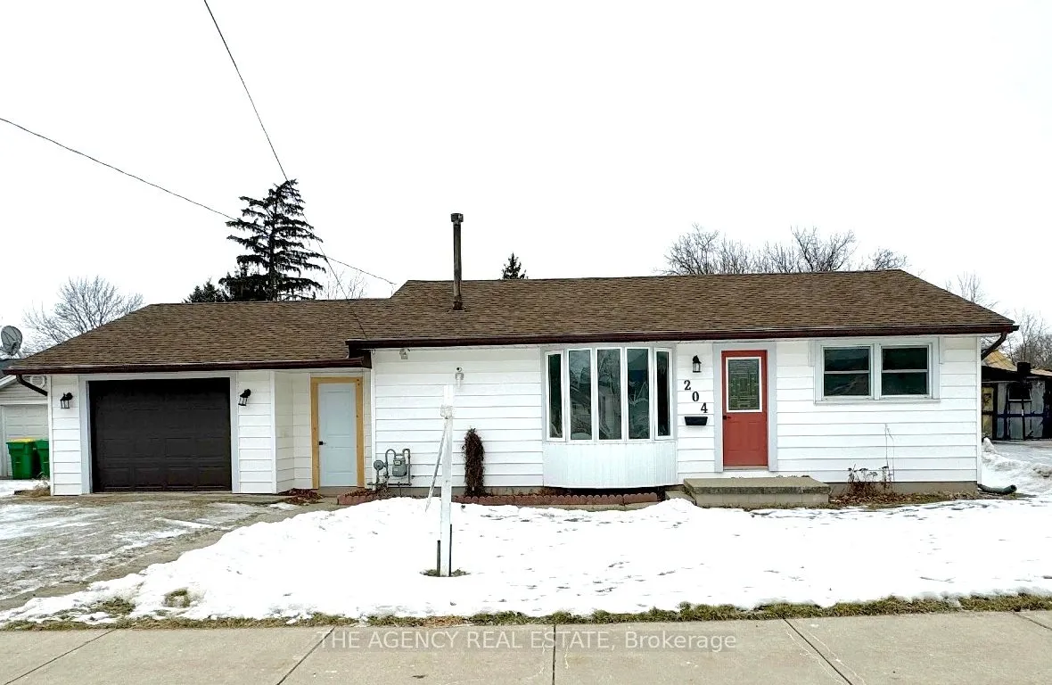 204 Symes St, Southwest Middlesex, ON N0L 1M0