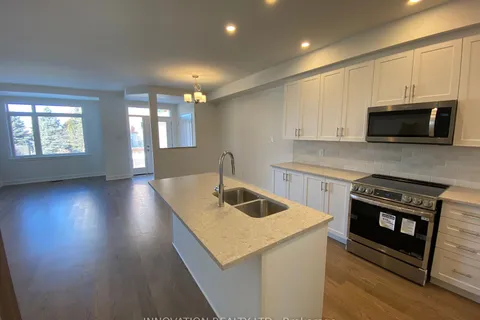 817 ANCIANO Cres, Kanata, ON K2S 2R7