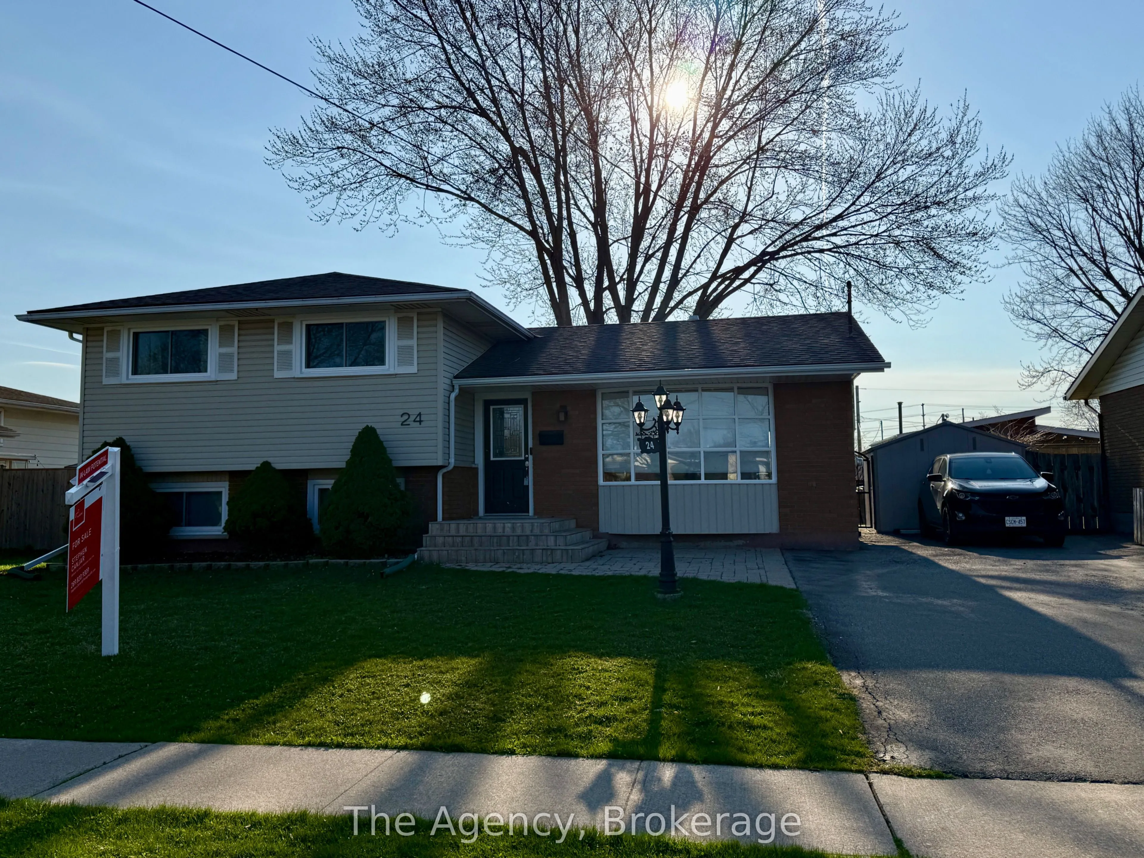 24 GLADYS Avenue, Welland, ON L3B 1G2