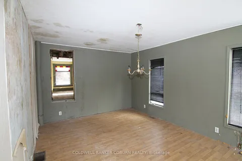 18 Bay St, South Dundas, ON K0E 1X0