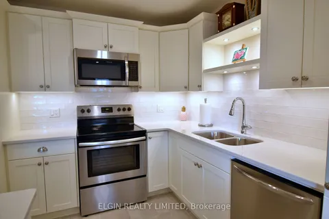 44 Charter Creek Crt, St. Thomas, ON N5R 0L3