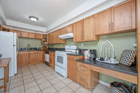 85 Kitley Bastard Rd, Elizabethtown-Kitley, ON K0E 1Y0