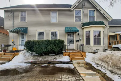 40-42 North Augusta Rd, Brockville, ON K6V 2X4