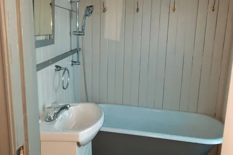 40-42 North Augusta Rd, Brockville, ON K6V 2X4