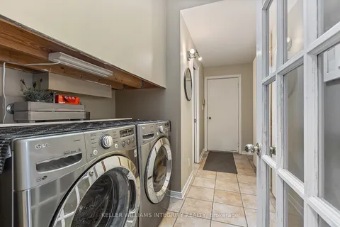 1437 Huntmar Dr, Carp - Huntley Ward, ON K0A 1L0