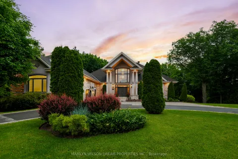 38 Rothwell Drive, ON K1J 7G4