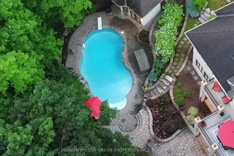 38 Rothwell Drive, ON K1J 7G4