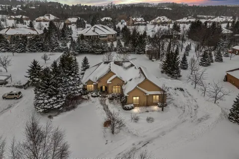 38 Brookhaven Cres, East Garafraxa, ON L9W 7M9