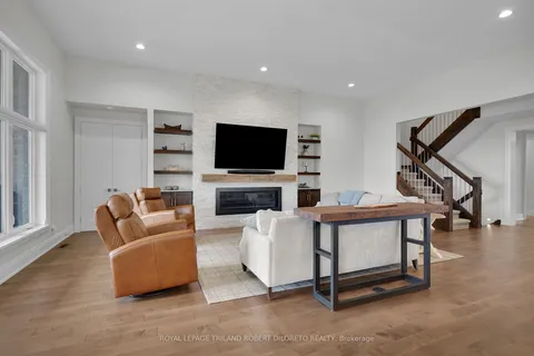 1710 Ironwood Road, ON N6K 5C5
