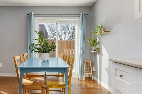 66 Cowdy St, Kingston, ON K7K 3V9