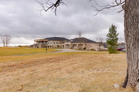 1593 ED ERVASTI Crescent, ON N6K 5R7
