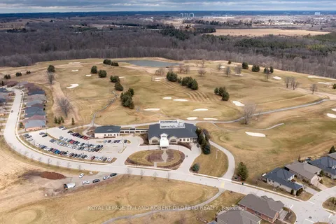 1593 ED ERVASTI Crescent, ON N6K 5R7