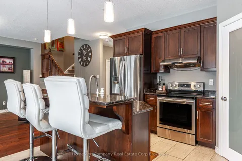 13 Brown Street, ON N5A 0B8