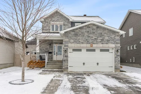 612 Bruxelles St, Russell, ON K0A 1W0