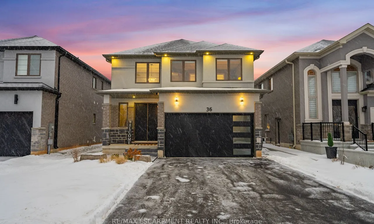 36 Miller Dr, Hamilton, ON L9G 0H9