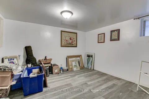 781 Dufferin Avenue, ON N5W 3J9