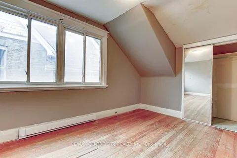 781 Dufferin Avenue, ON N5W 3J9