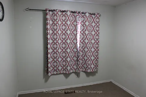 43 Inverness St, Brantford, ON N3V 1A9