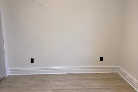 710 Adelaide Street, ON N5Y 2L5