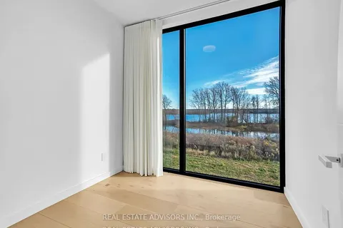 16 Bayswater Road, Quinte West, ON K8V 5P5