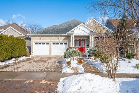 20 Kopperfield Lane, Hamilton, ON L0R 1W0