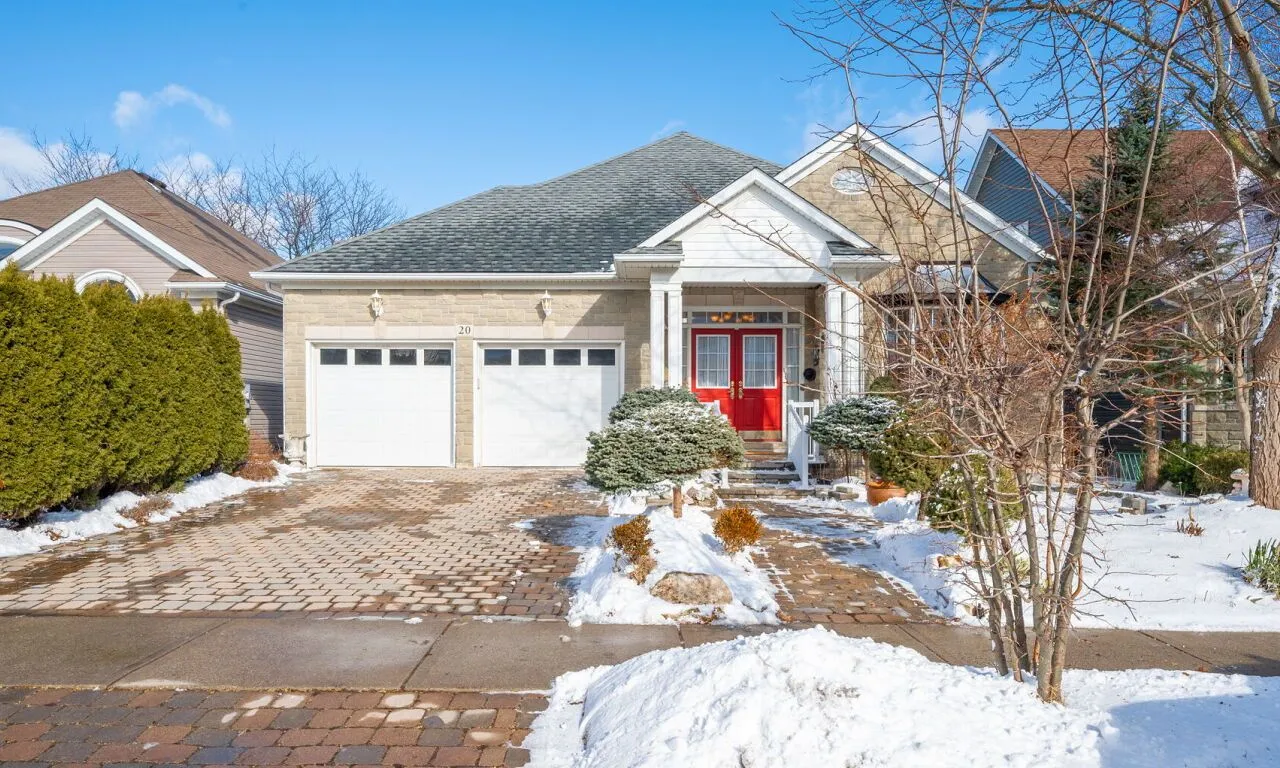 20 Kopperfield Lane, Hamilton, ON L0R 1W0