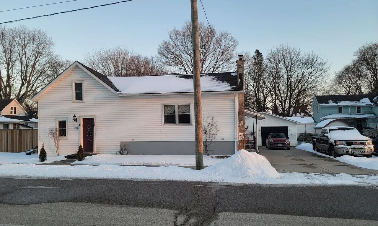 156 Maple St, West Elgin, ON N0L 2C0