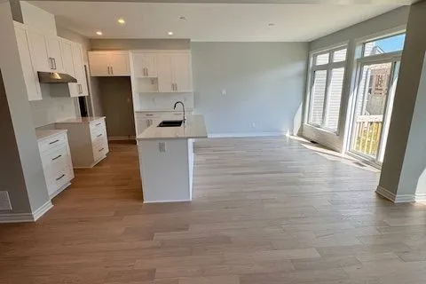 906 ECHINACEA Row, Barrhaven, ON K2J 7A4