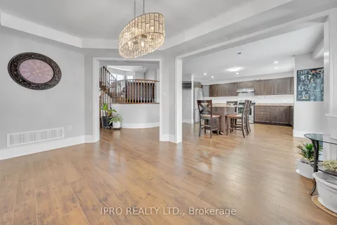 95 Wakefield St, Woolwich, ON N0B 1M0