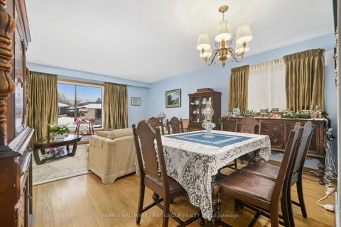 872 Curtis Cres, Cobourg, ON K9A 2W1