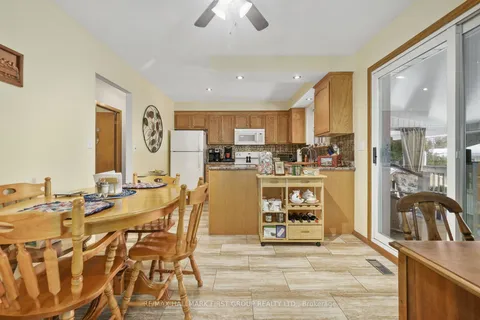 872 Curtis Cres, Cobourg, ON K9A 2W1