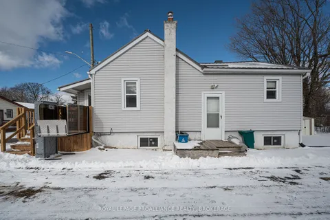21 Day St, Kingston, ON K7K 4X7