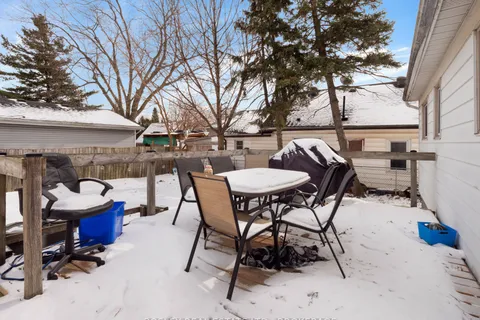 74 West St, Thorold, ON L2V 2S5