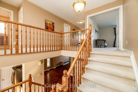 14 Escade Drive, Barrhaven, ON K2G 6R9