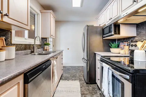 365 Tweedsmuir Ave, Chatham-Kent, ON N7M 5T3