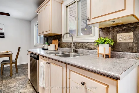 365 Tweedsmuir Ave, Chatham-Kent, ON N7M 5T3