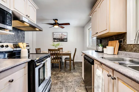 365 Tweedsmuir Ave, Chatham-Kent, ON N7M 5T3