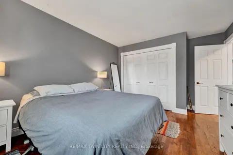 154 DOVERCLIFFE Rd, Guelph, ON N1G 3A6