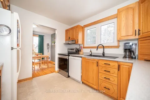 12 William St, Petawawa, ON K8H 2K4