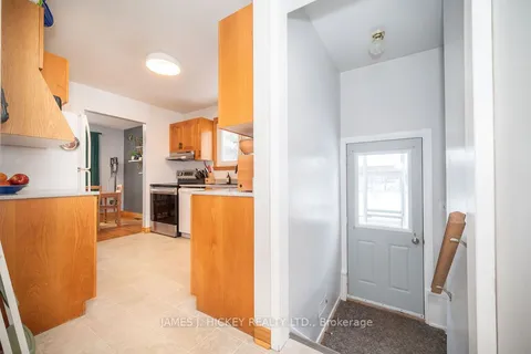 12 William St, Petawawa, ON K8H 2K4
