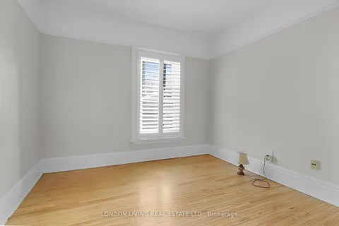 27 Craig St, London, ON N6C 1E9