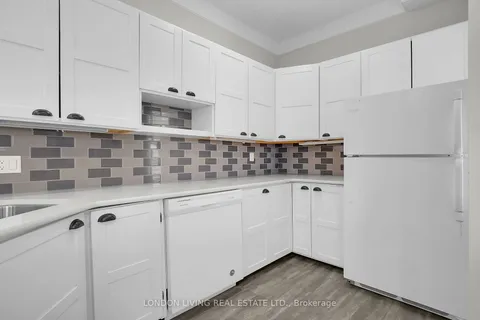 27 Craig St, London, ON N6C 1E9