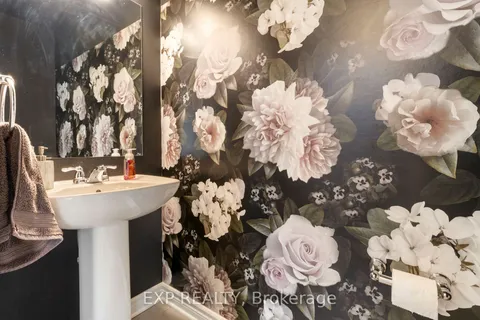 123 GELDERLAND, Kanata, ON K2V 0H8