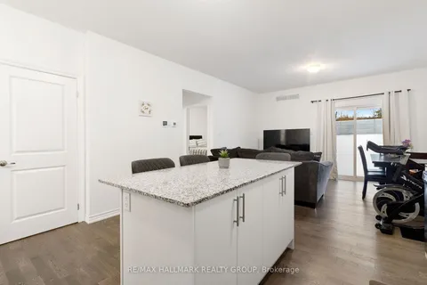 214 Adley Dr, Brockville, ON K6V 7E7