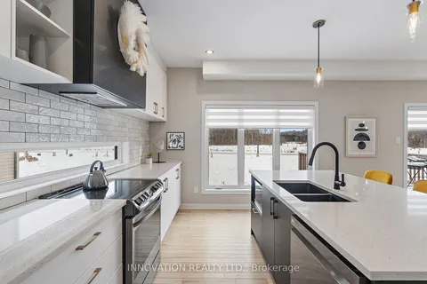 1328 Diamond St, Clarence-Rockland, ON K4K 0M6