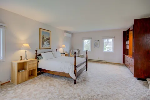 215 Georges Road, Prince Edward County, ON K0K 2T0